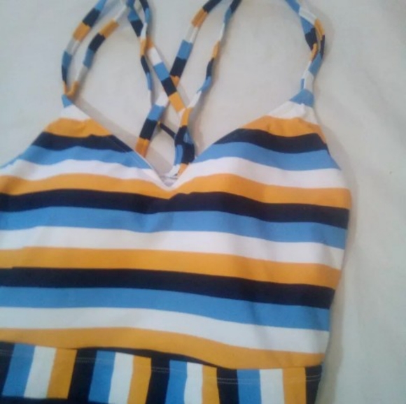 Women's Plus Strappy Back One Piece Swimsuit 22W - Picture 6 of 7